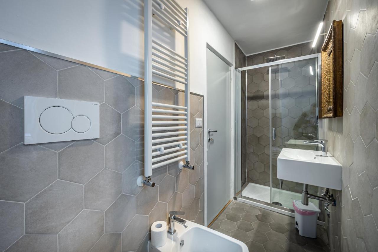 Jcl First Apt In The Hearth Of Флоренция Экстерьер фото